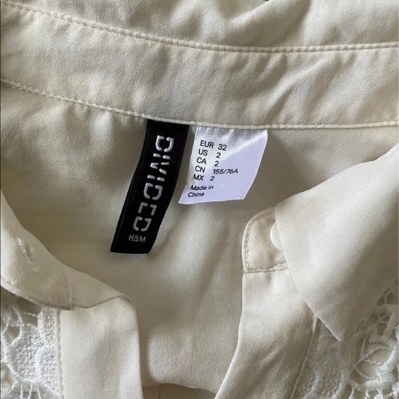 H&M Lace Front Button Down Top - Picture 4 of 7
